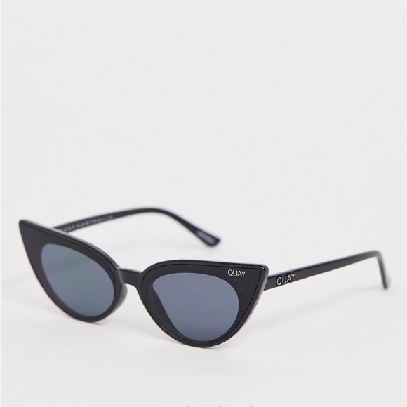 Quay Australia Black Retro Sunglasses - Picture 2 of 8